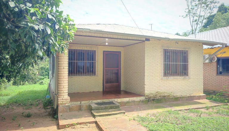 Möbliertes Wohnhaus mit Garten in Colonia Independencia, Paraguay