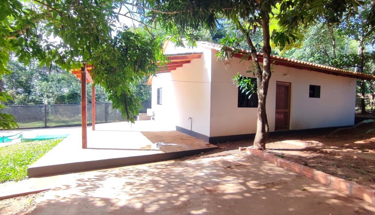 Zur Miete: Ruhig gelegenes 3-Zimmer-Haus mit Einbauküche und Tiefbrunnen in Independencia