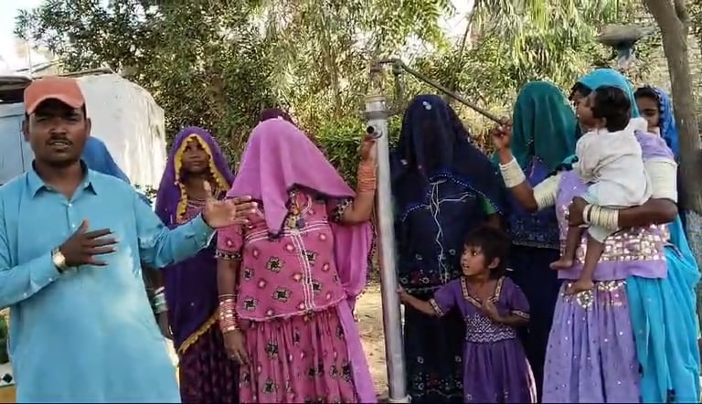 Water Pump installation in Sindh Pakistan by Water of Life Ministries of Pakistan International