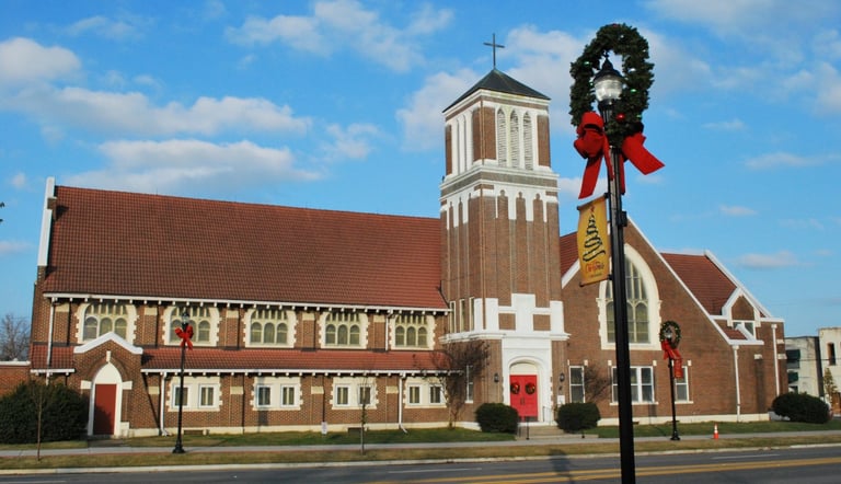 Presbyterian Church, Russellville, AR - Photo by Philippe Y. Van Houtte