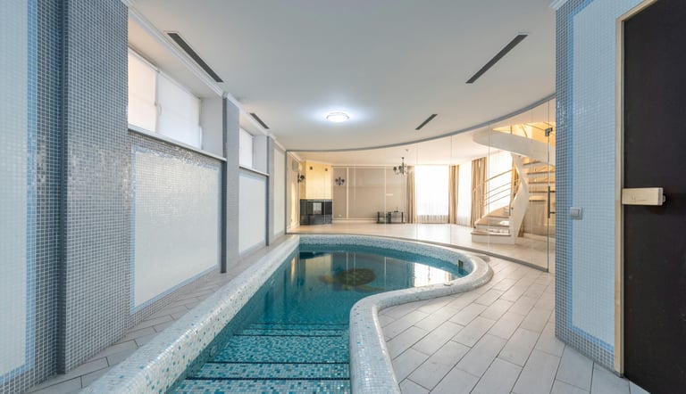 Luxury Smart Glass for Hotels – Privacy & Comfort