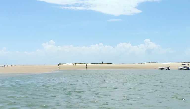 Orla Pôr do Sol Aracaju saída para passeios náuticos