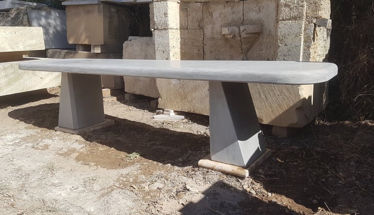 Banc en pierre de Pompignan - ARNOULD MTDP - Taille de pierre - Pézenas - Hérault