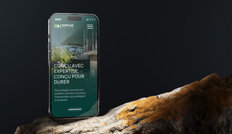 identité visuelle sur téléphone mobile pour architectes