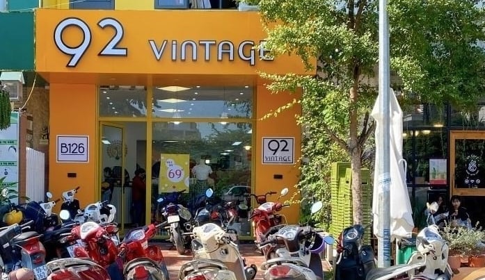 hinh anh cua shop thoi trang nu secondhand cao cap 92 vintage