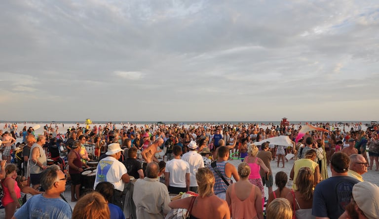 Siesta Key Drum Circle crowd