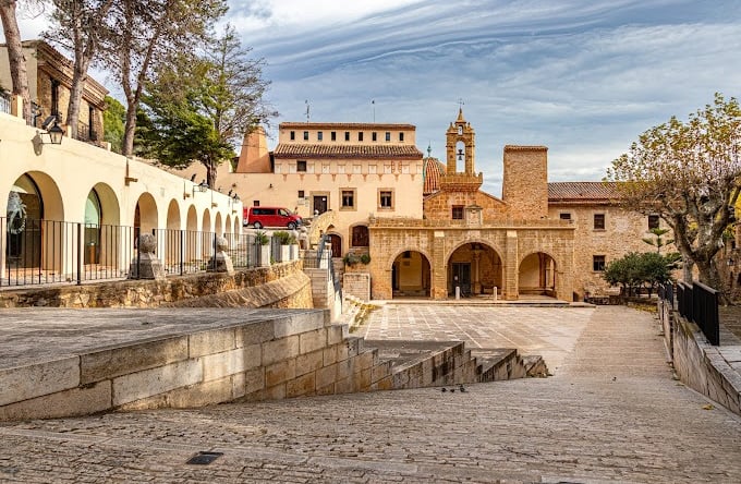 Otra vista del Real Santuario Virgen Fuente de la Salud en Traiguera, cerca de Sant Jordi, Castellón