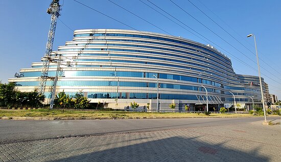 office for rent in giga mall 