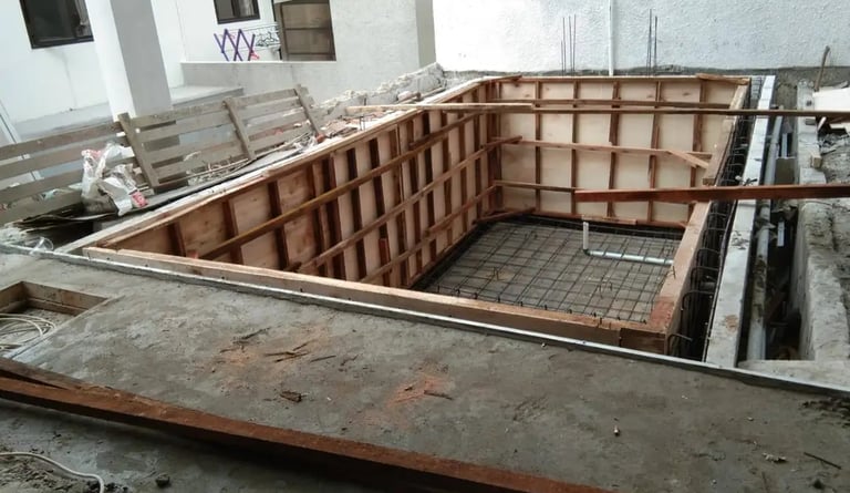 proses pembangunan kolam renang