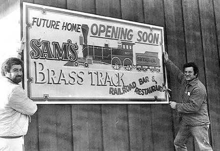Sam's Brass Track - former restaurant of 501 Tavern - restaurant bar in Hudson, WI