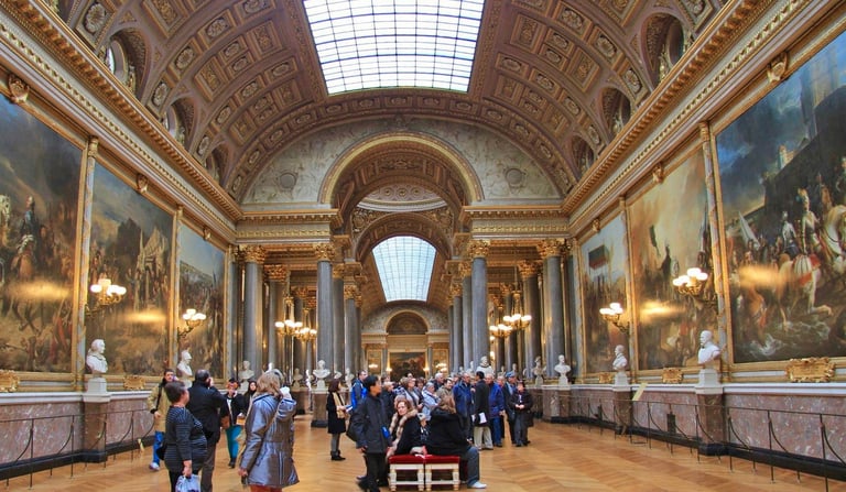 Paris Louvre Museum Guided Tour