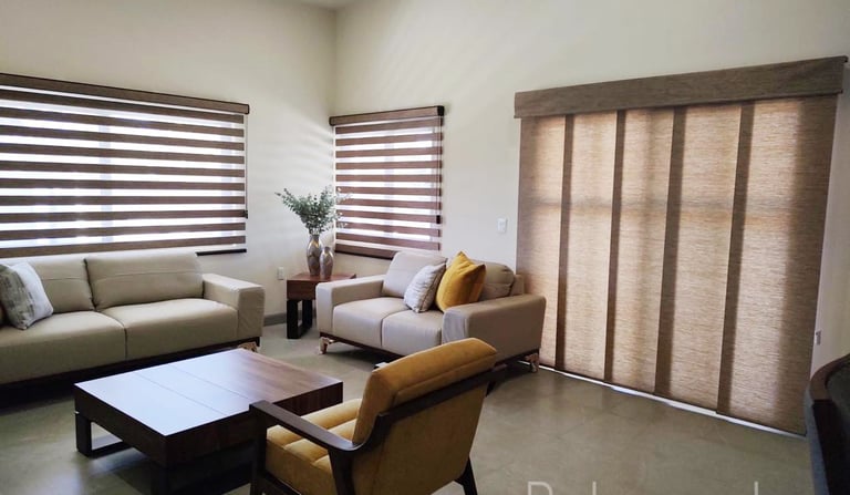 Decoración de sala con panel japonés