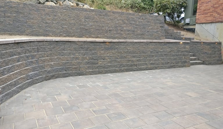 West Linn Retaining Wall Design & Build