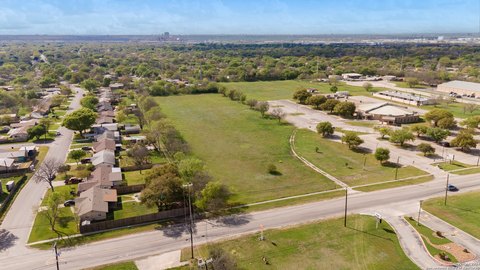 Kirby TX neighborhood aerial view by Elegant Restorations window cleaning