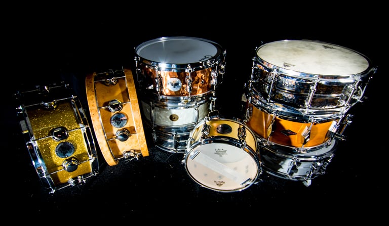 Colección de cajas profesionales para grabación baterías Miguel Drums.