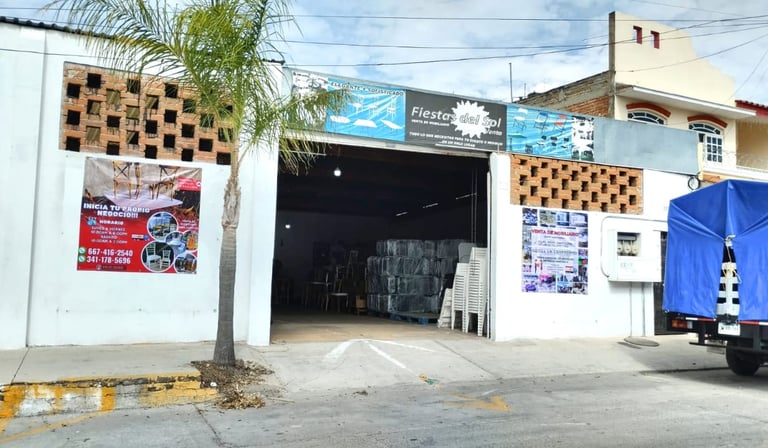 Sillas y Mesas Fiestas del Sol, Envios seguros www.sillasymesasfiestasdelsol.com cel 4432142826