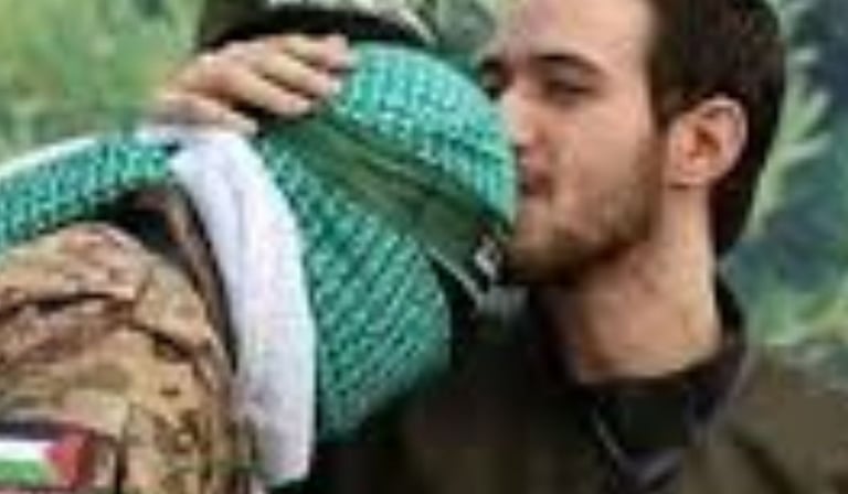 Captive kiss for Hamas Fighters, Gaza Syndrome