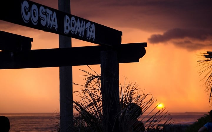 Foto Clarín (Costa Bonita2)