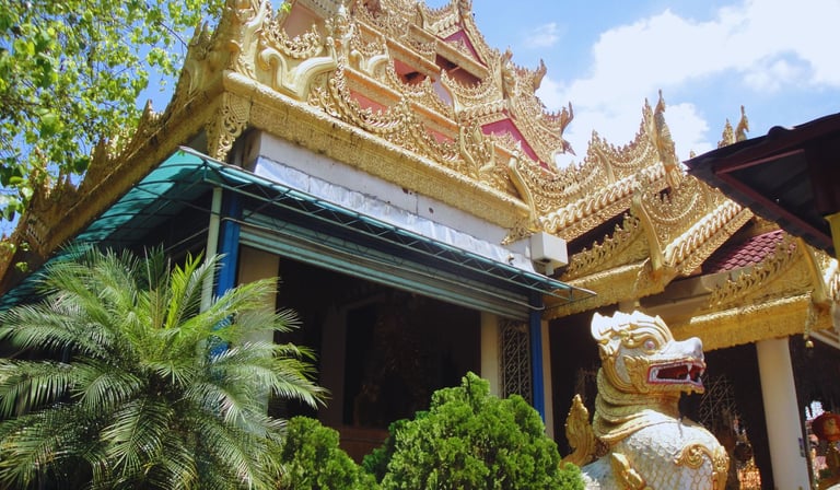 Templo histórico no centro de Penang, Malásia, parada de cruzeiros pela Ásia.