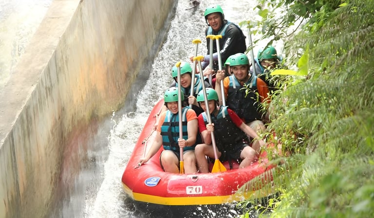 Rafting tour starting point in Ubud Bali with lush green jungle scenery