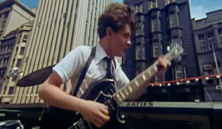Easy Chords: AC / DC - It's a long way to the top