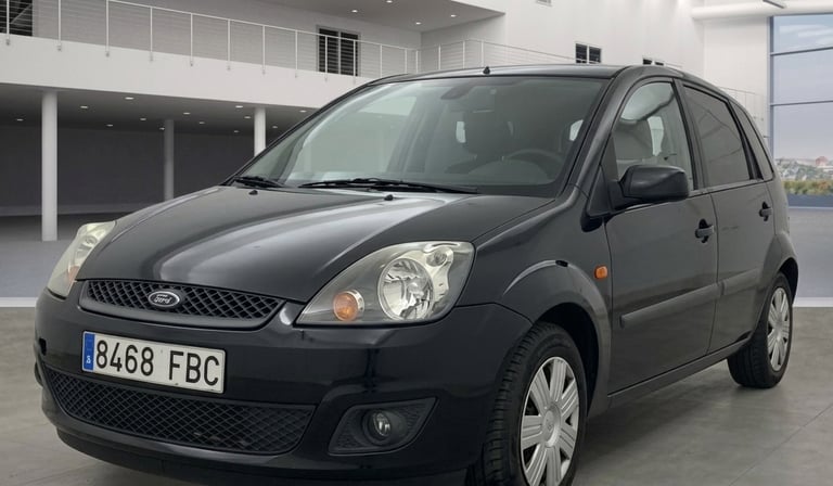 Ford Fiesta negro barato de ocasión revisado en Albacete