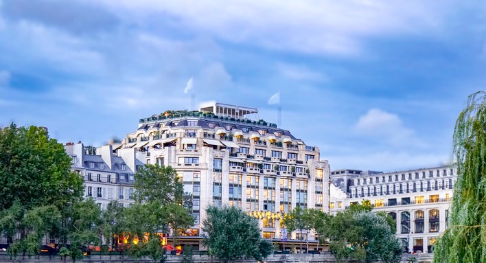 Cheval Blanc Paris exterior Quai du Louvre