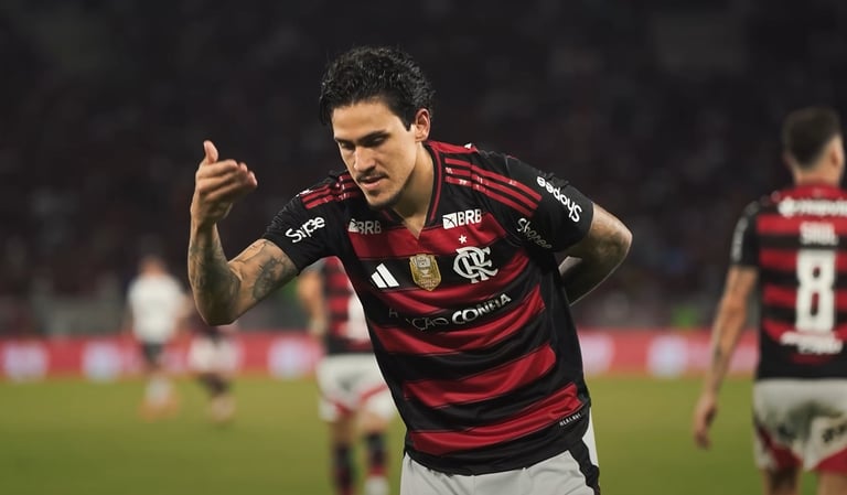 Pedro em sua comemoração clássica: Reverência.