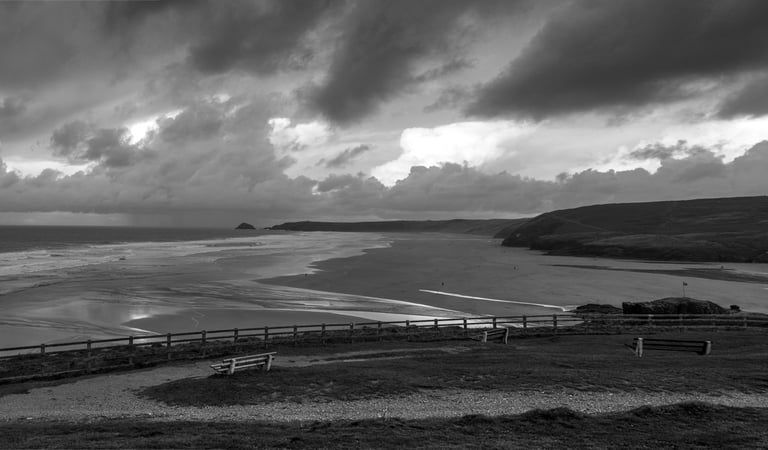 Perranporth beach black & white