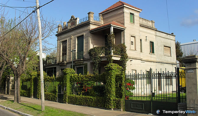 Residencia de las Hermanas Turdera