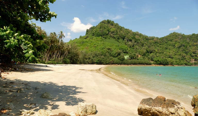 TongTom, Sawi Chumphon