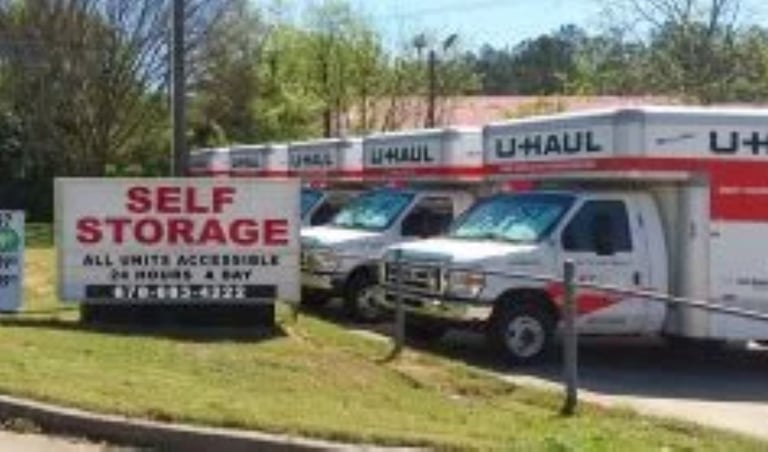 Uhaul trucks for rent