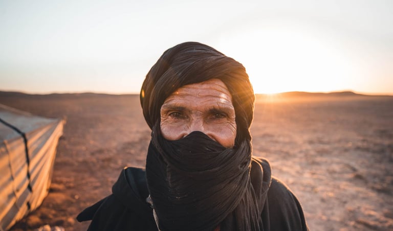 hiking with nomads in the desert with soul of nomads