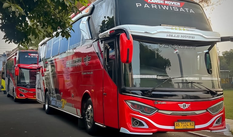 Sewa bus pariwisata di area Yogyakarta dan Jawa Tengah dengan fasilitas yang terbaik