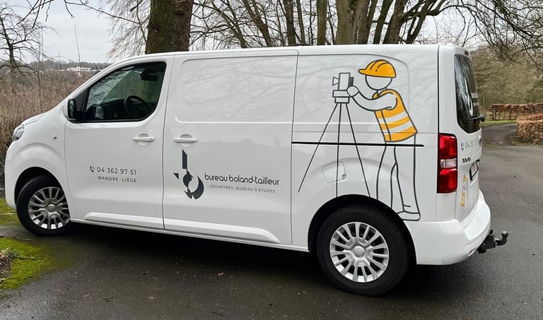 Photo camionnette de chantier