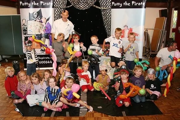 Potty the Pirate magic and balloon party