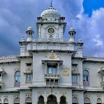 KGMU MEDICAL COLLEGE ANUPAM BEST PSYCHIATRIST PEDIATRICIAN SONALI LUCKNOW