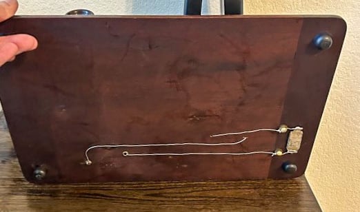 Atwater_Kent_Crystal_Set_Bottom