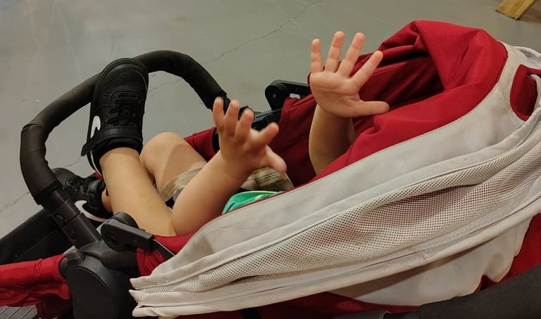child praising Jesus
