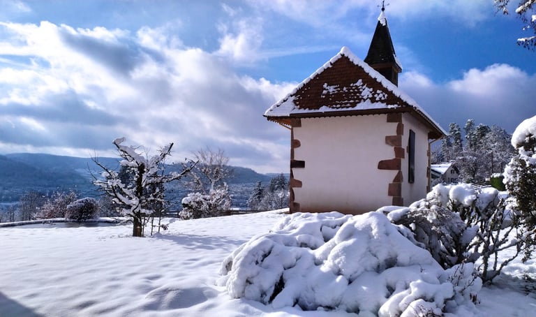 Chapelle sous la neige