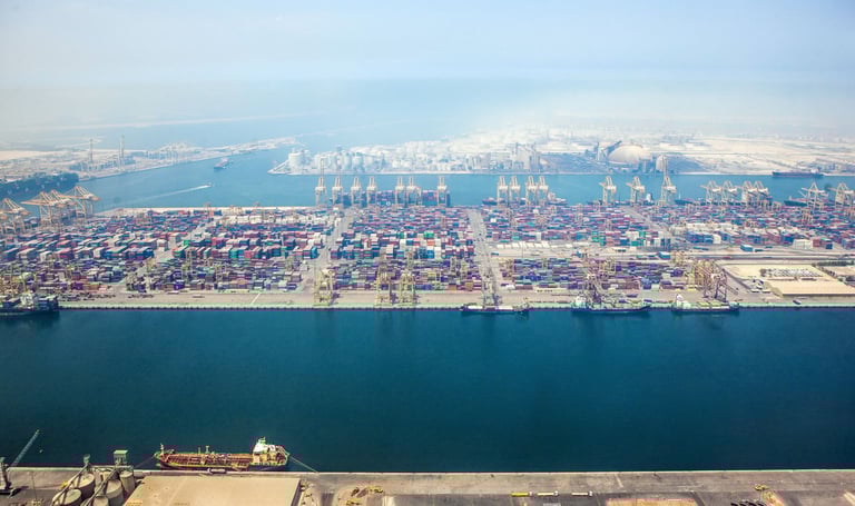 foto da vista do porto de dubai