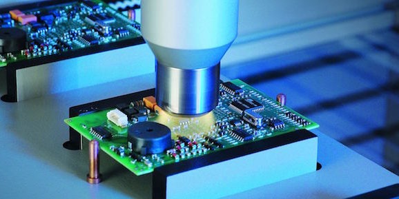 Application methods for conformal coating on PCBs with Omini for reliable, high-quality results.