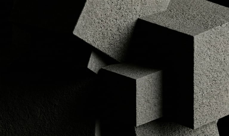 Sculpture Pyrite sur fond noir par Stanislas Garaud