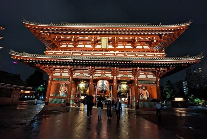 Senso Ji Temple in Asakusa Tokyo at night