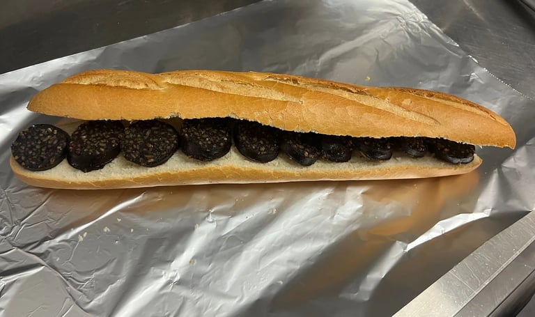 bocadillo de morcilla de burgos