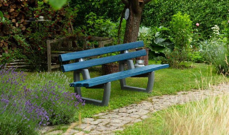 Perdirbto plastiko suoliukai