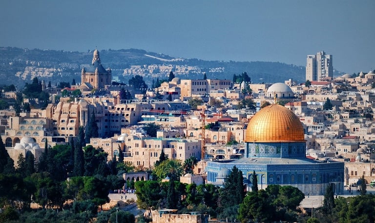 dome of the rock with Jerusalem buildings