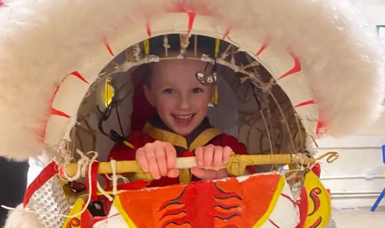  squirrels smiling in 