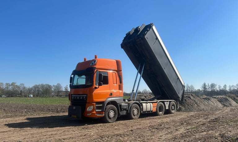 Ginaf vrachtwagen met kieper