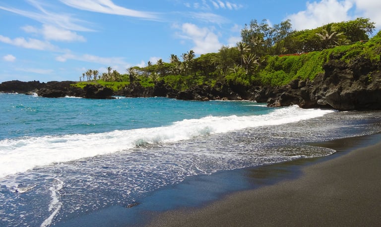 black sand beach big island hawaii
